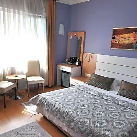 Hotel Khalkedon 2*
