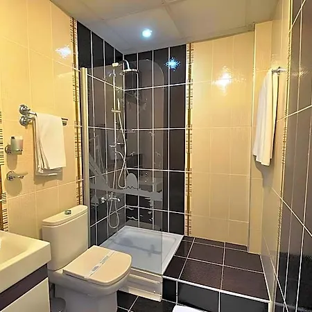 Khalkedon Hotel 2*