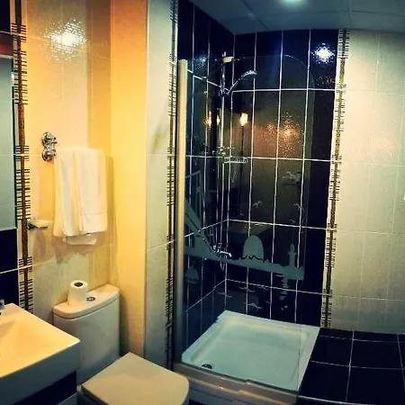 Отель Khalkedon 2*